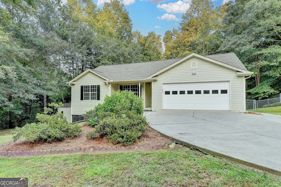 880 Duck Rd, Braselton, GA 30517 - photo 1