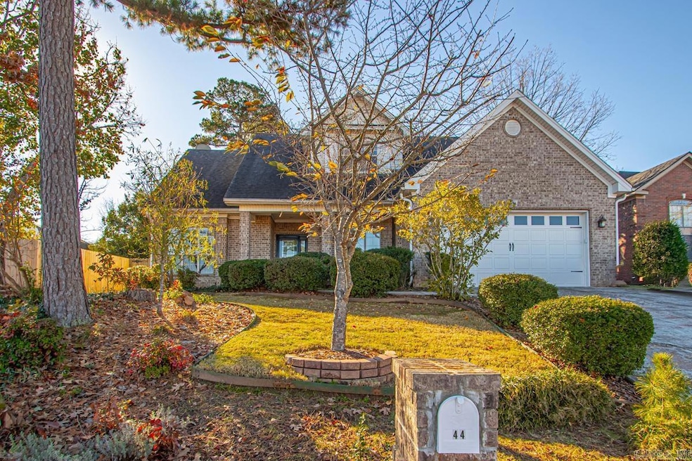 44 W Point Dr, Maumelle, AR 72113 - photo 1