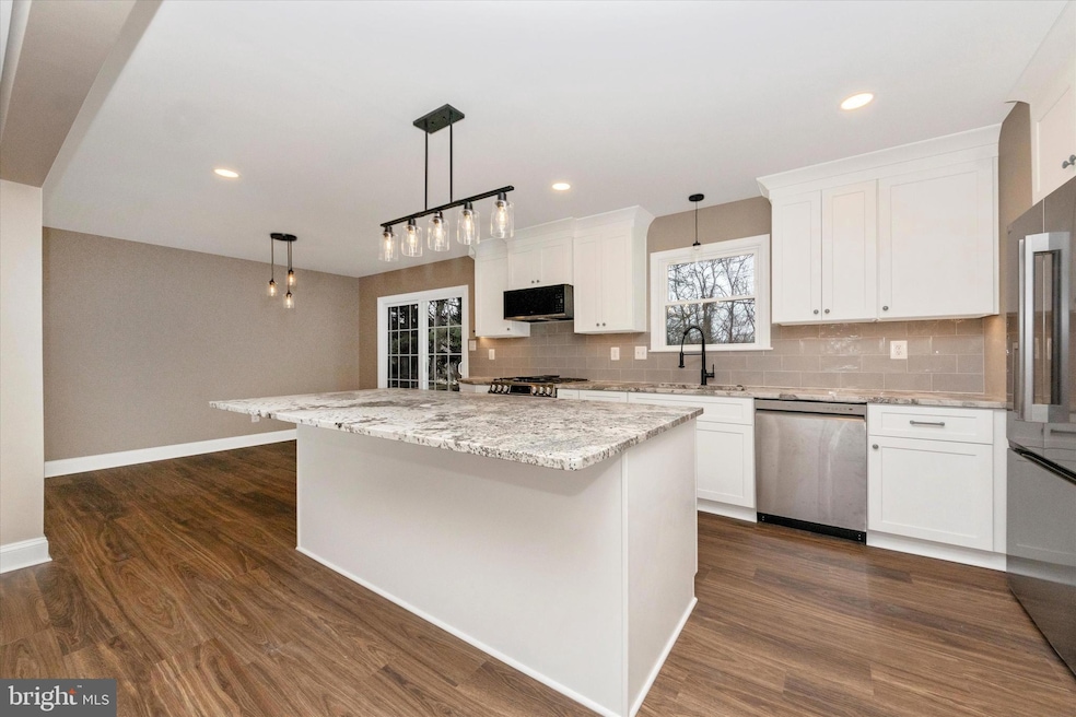 5051 Thunder Hill Rd, Columbia, MD 21045 - photo 1