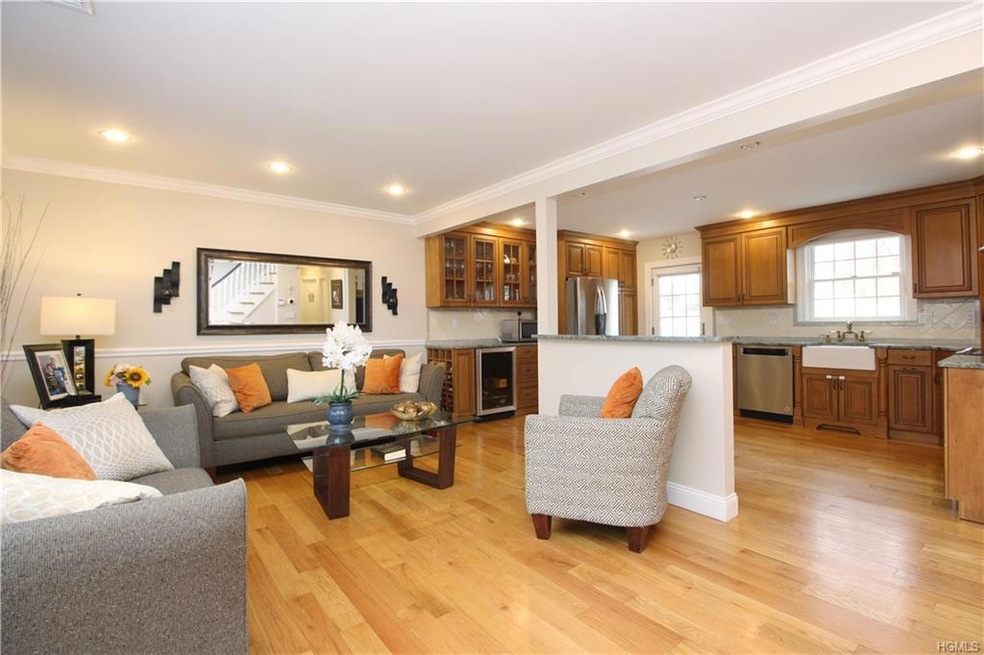 11 Oakbrook Rd, Ossining, NY 10562 - photo 1