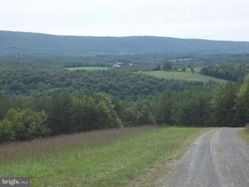 0 Autumn Acres Rd unit 1004591096, Berkeley Springs, WV 25411 - photo 1