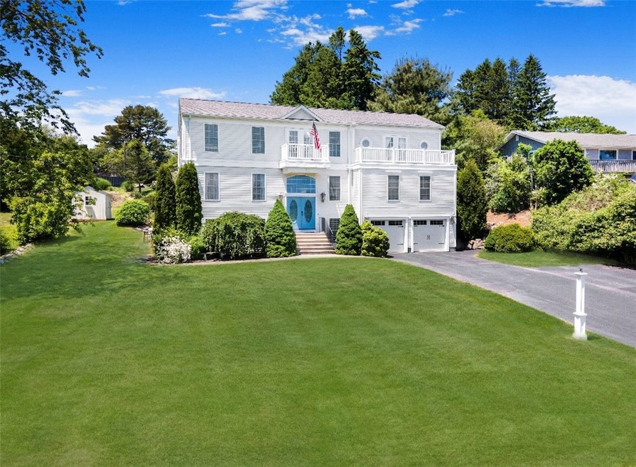 77 Crest Ave, Wakefield, RI 02879 - photo 1