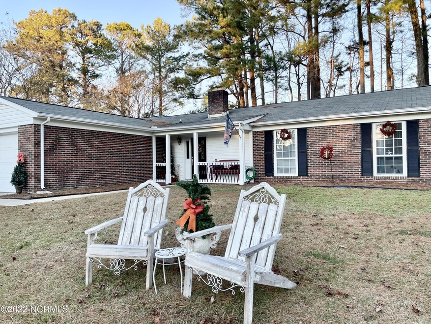 1022 Foscue Dr, Jacksonville, NC 28540 - photo 1