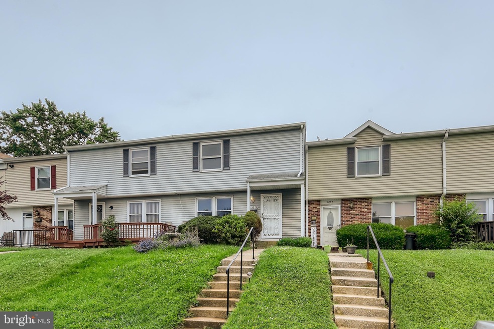 12373 Boncrest Dr, Reisterstown, MD 21136 - photo 1