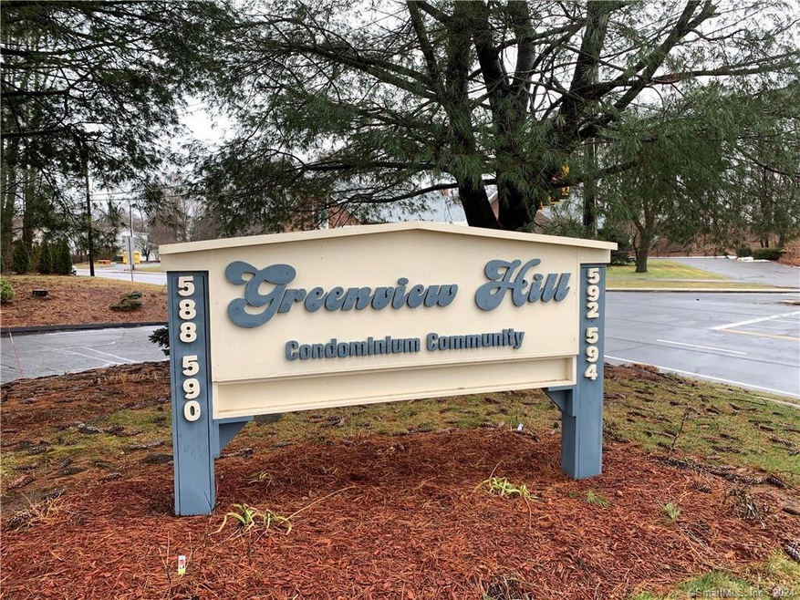 594 E Center St unit G, Manchester, CT 06040 - photo 1