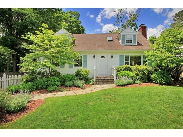 Beautiful renovated cape with gorgeous property