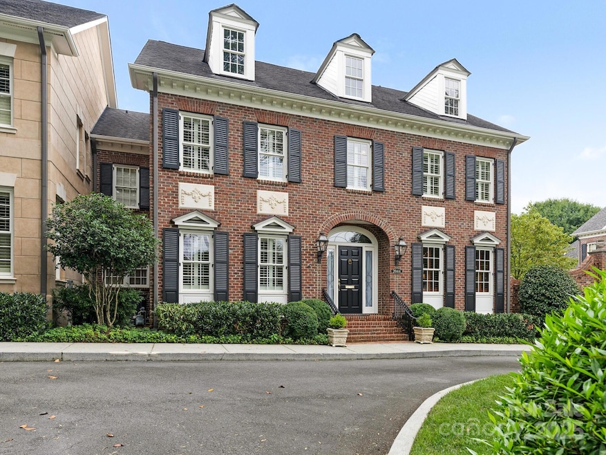 2044 Queens Rd W unit C, Charlotte, NC 28207 - photo 1