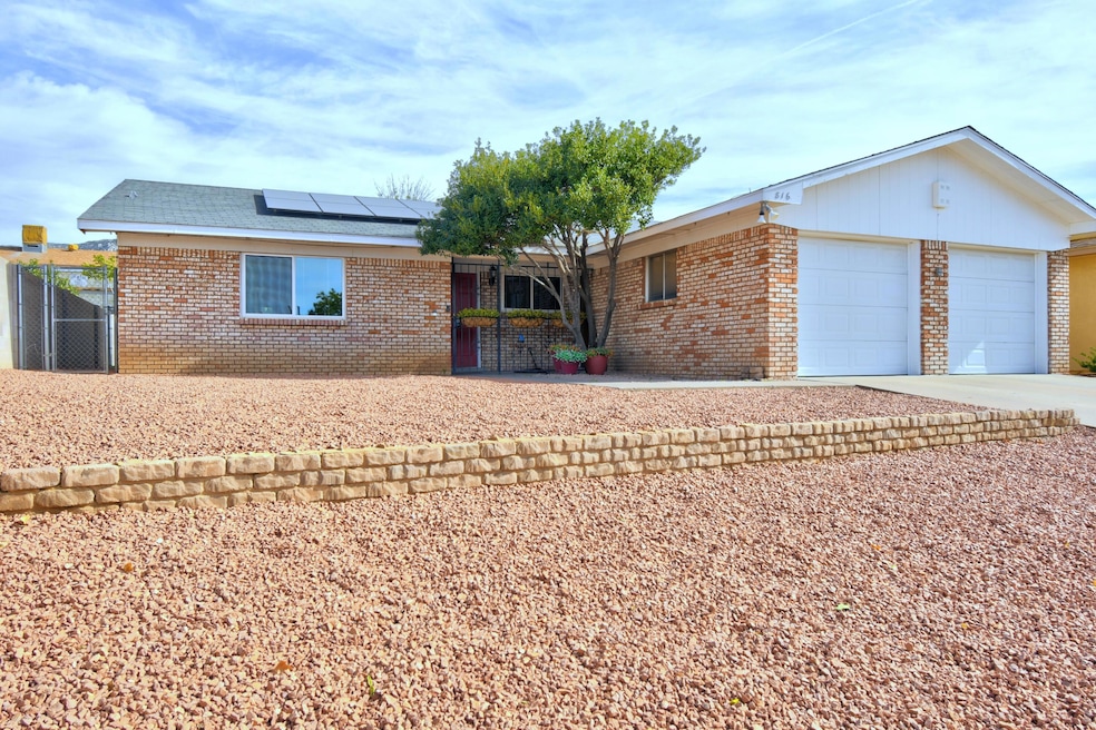 816 Landman Dr NE, Albuquerque, NM 87123 - photo 1
