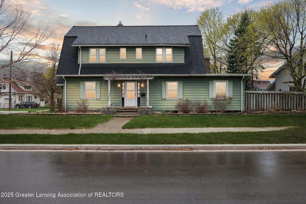 01-222-Strathmore-Rd-Lansing-MI-48910-Wi