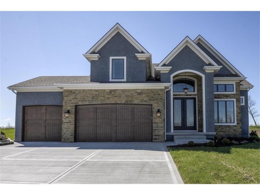 10405 N Brooklyn Ave, Kansas City, MO 64155 - photo 1