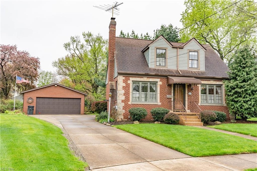 Welcome to 2634 S Graham Circle!