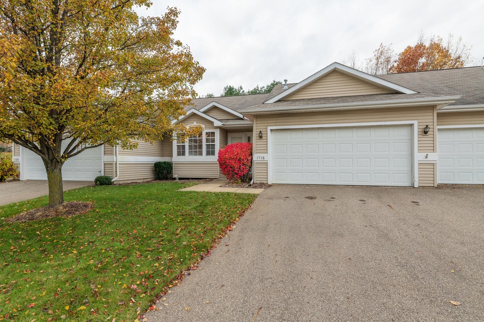 1716 Linden Tr-2