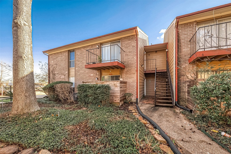 Sold • Co-Listing Agent