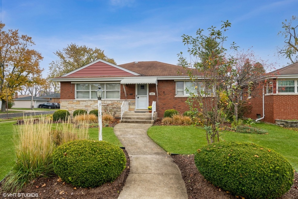 1801 Bristol Ave, Westchester, IL 60154 - photo 1