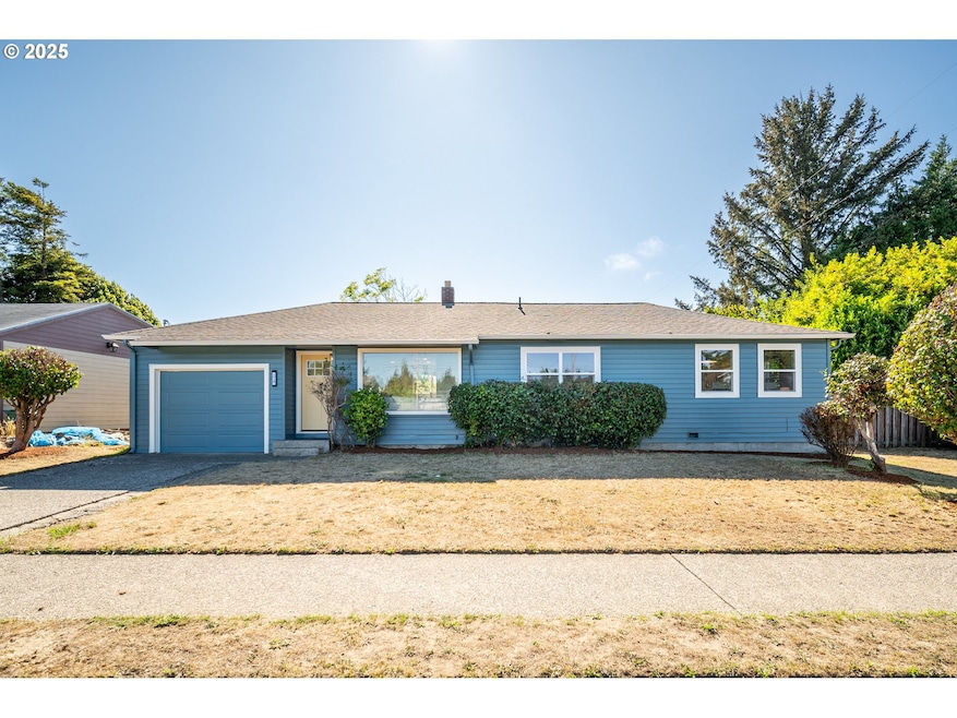 1710 Johnson St, North Bend, OR 97459 - photo 1