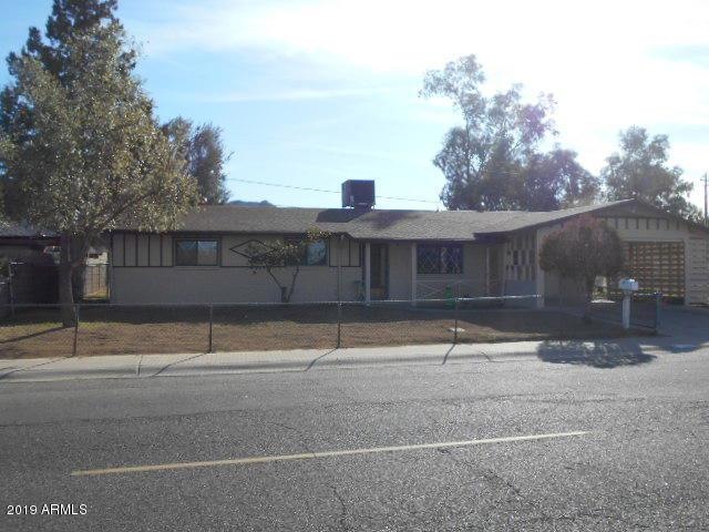 Front of Home (4)