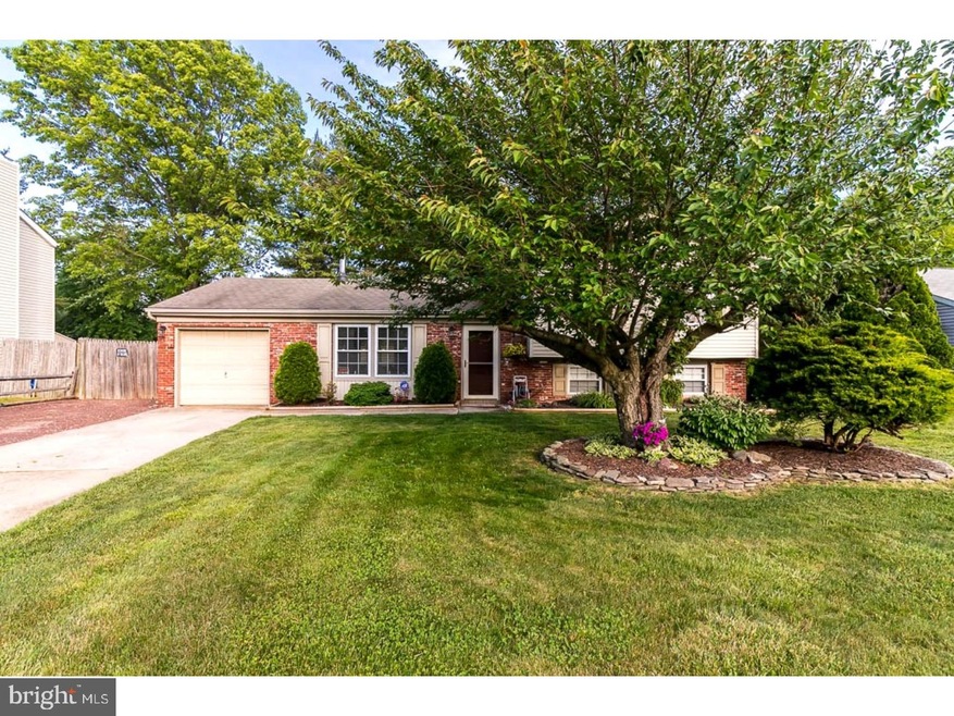 5 Regulus Dr, Blackwood, NJ 08012 - photo 1