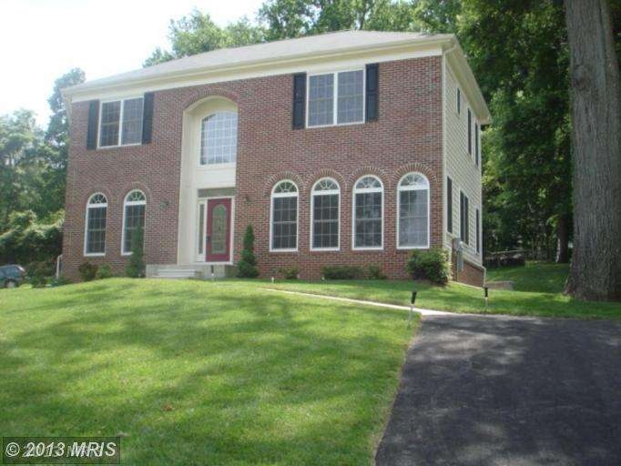 3801 Pinewood Terrace, Falls Church, VA 22041 - photo 1