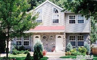 76 Ashwood Rd unit 76B, Port Washington, NY 11050 - photo 1