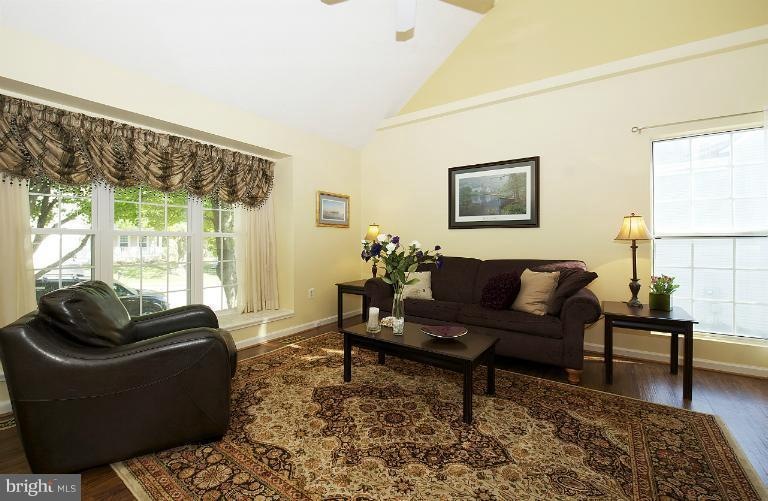 6714 Woodstone Place, Alexandria, VA 22306 - photo 1