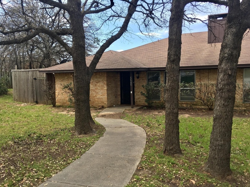 2201 Canterbury Ct, Denton, TX 76205 - photo 1