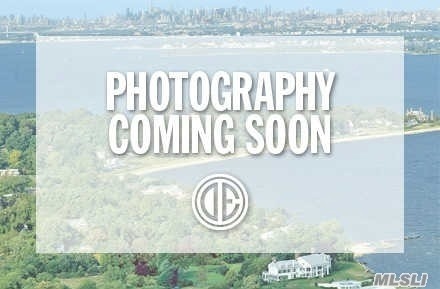 81-25 102nd Ave, Jamaica, NY 11416 - photo 1