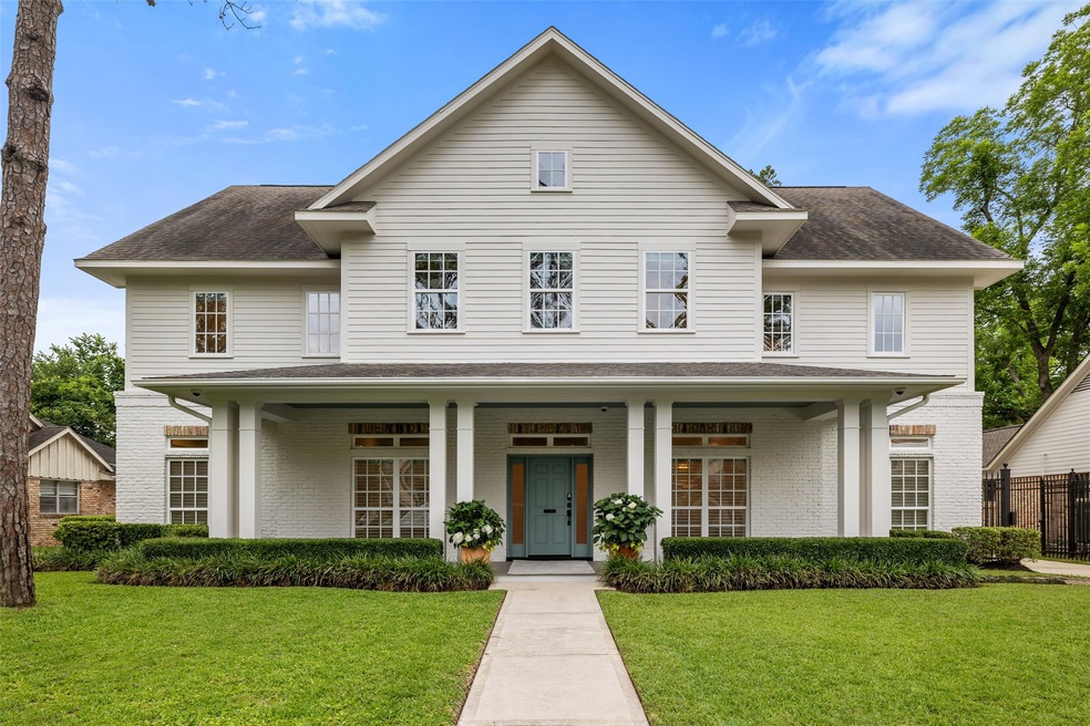 335 Wycliffe Dr, Houston, TX 77079 - photo 1