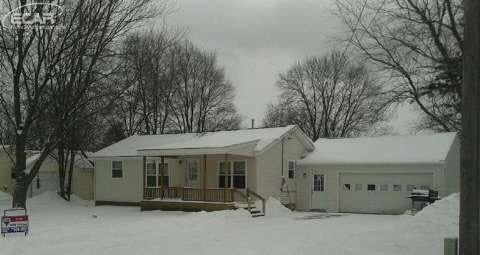 4426 Alder Dr, Flint, MI 48506 - photo 1