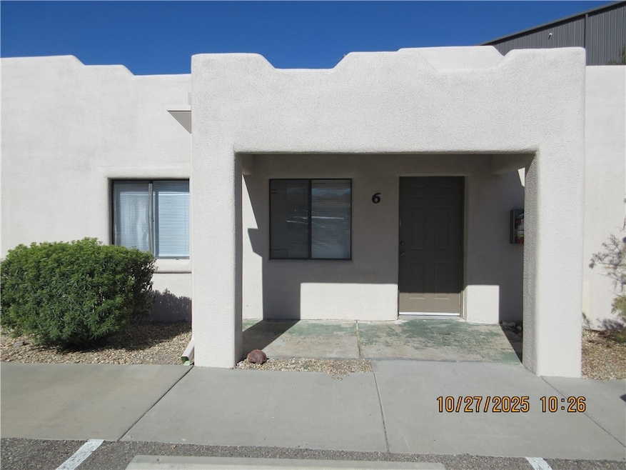 1403 E Andy Devine Ave, Kingman, AZ 86401 - photo 1