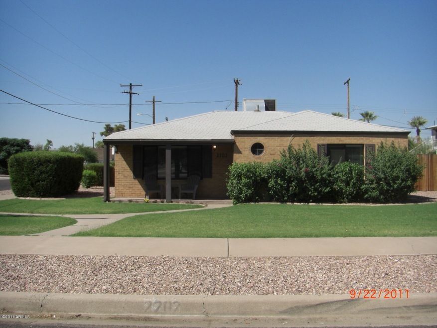 BEAUTIFUL 3 BEDROOM HOME ON A CORNER LOT