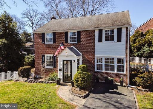 1901 Robinson Ave, Havertown, PA 19083 - photo 1