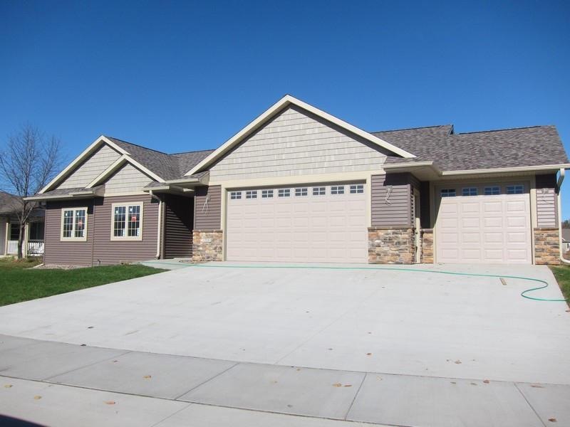 1126 Fraser Way