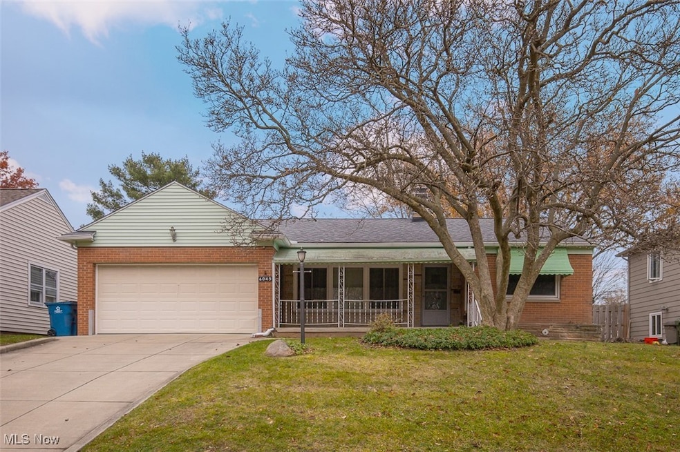 6045 Edgebrook Blvd, Parma Heights, OH 44130 - photo 1