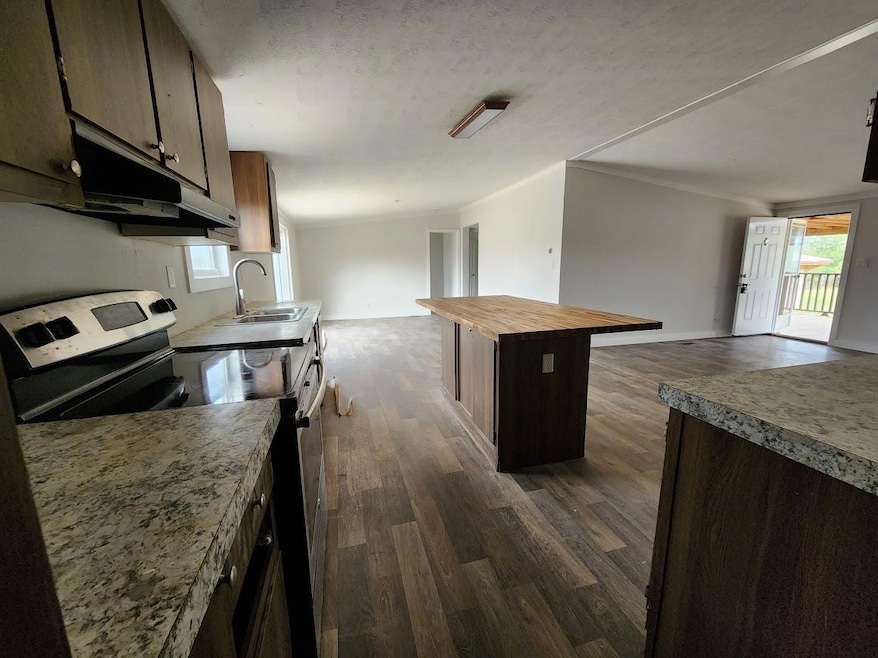 5632 Farm To Market Road 1094, Sealy, TX 77474 - photo 1