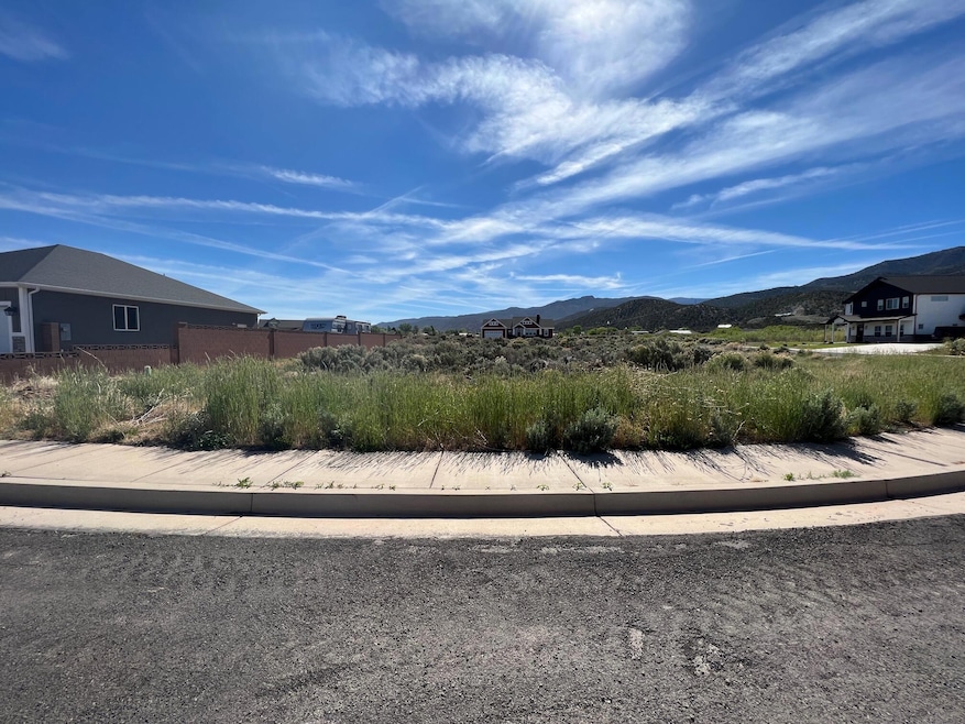 365 S 1075 W unit 3, Parowan, UT 84761 - photo 1