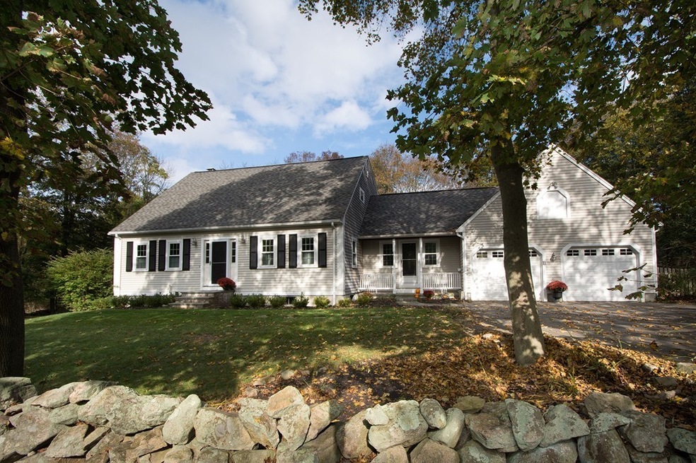 11 Riverview Dr, Cohasset, MA 02025 - photo 1