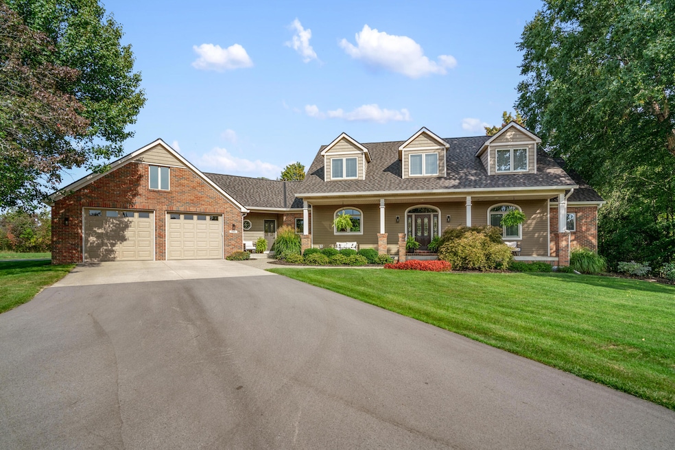 3603 Elk Ct, Zeeland, MI 49464 - photo 1