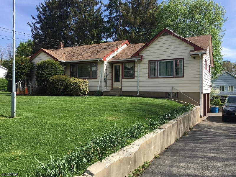 2 Larsen Dr, Succasunna, NJ 07876 - photo 1