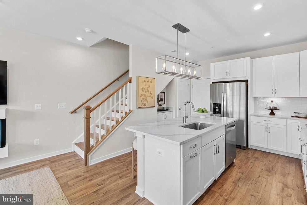 6 Sepia Square unit MO, Belmont, VA 20147 - photo 1