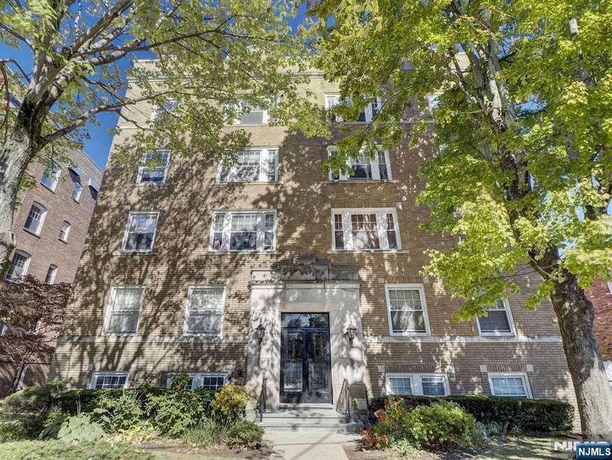 45 Park Ave unit 32, Bloomfield, NJ 07003 - photo 1