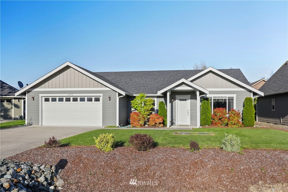 4594 Elmwood Dr, Blaine, WA 98230 - photo 1