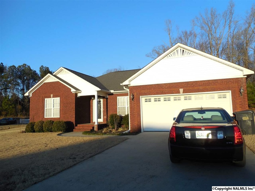 A great one owner home that has been very well maintained. A split floor plan with large dine-in kitchen, the master bedroom has a separate bath and 2 walk-in closets. The lot is large with a huge backyard!