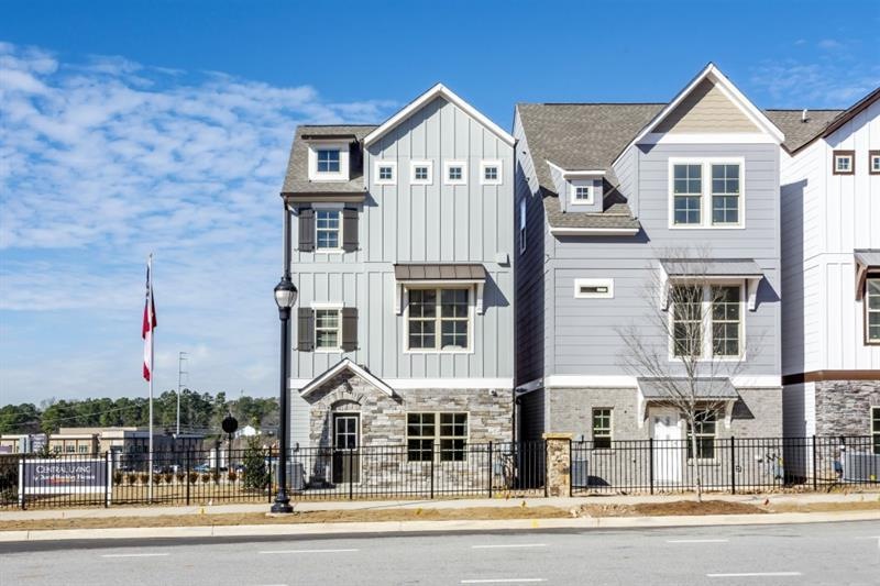 1013 Kirkland Cir, Smyrna, GA 30080 - photo 1