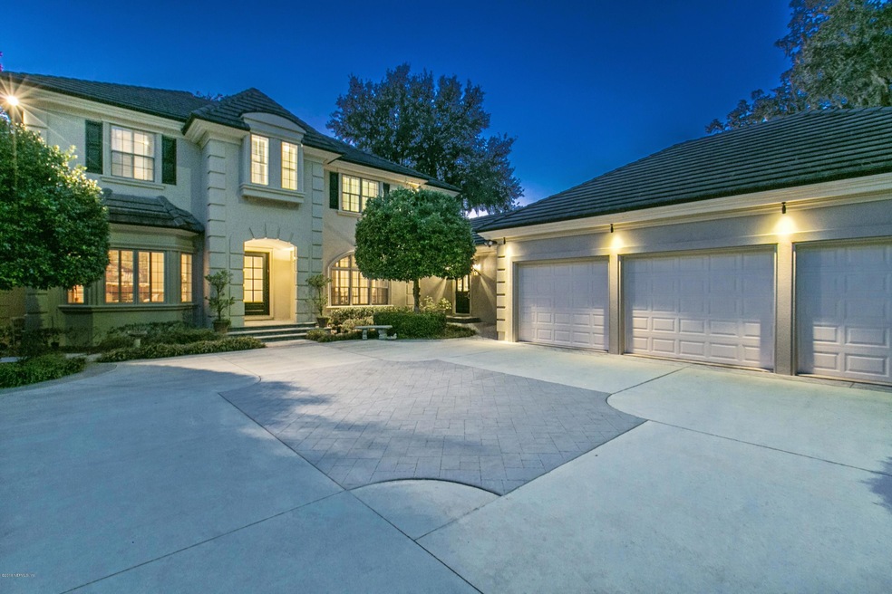 003_Front View at Night