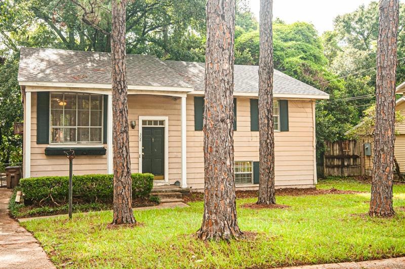 Brand new roof July 2022 per the seller