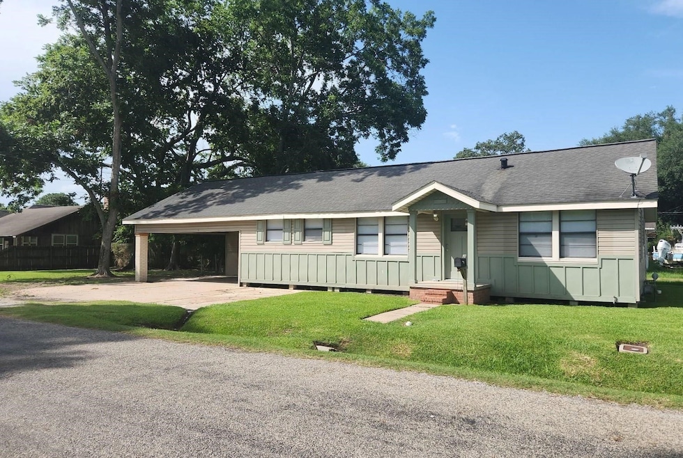 1402 Eugene St, Port Neches, TX 77651 - photo 1