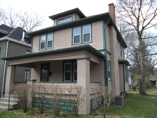Welcome to 934 Turnpike Street....Located just a c