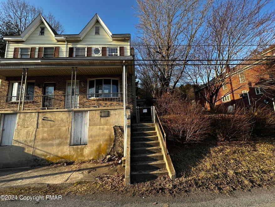 177 Market St, Tamaqua, PA 18252 - photo 1