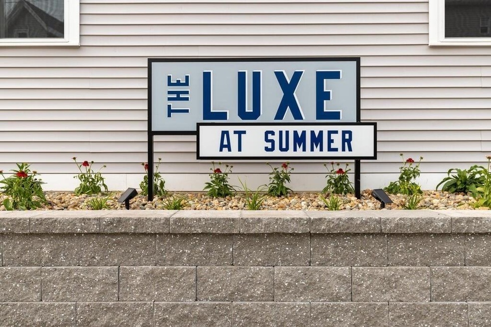 567 Summer St unit 1, Lynn, MA 01905 - photo 1