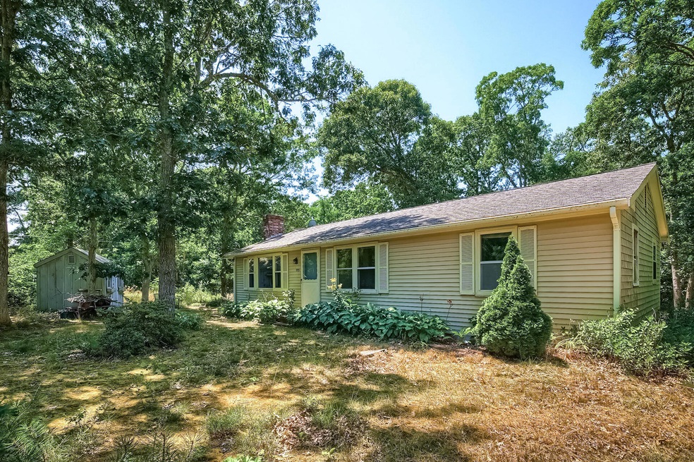 995 Massasoit Rd.
